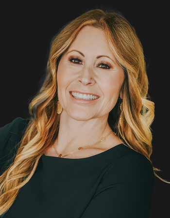 Amber &nbsp; Crawford Headshot