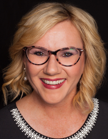 DaNell &nbsp; Kinney Headshot